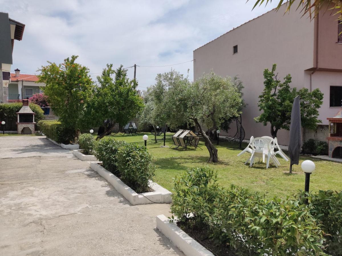 Villa Elina House And Garden Nikiti  Exterior foto
